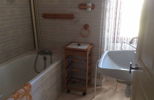 Allanche House | Maison de Vacances Dans le Parc des Volcans D'auvergne