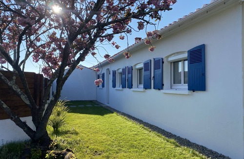 Brem Sur Mer House | Maison de Vacances à 3 Minutes de la Plage !