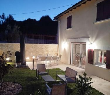 Trelissac House | Maison de vacances PERIGUEUX