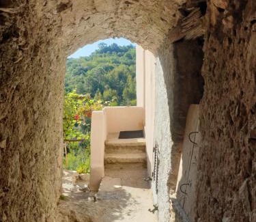 Ricco del Golfo di Spezia House | Maison de village avec piscine au-dessus des Cinque Terre