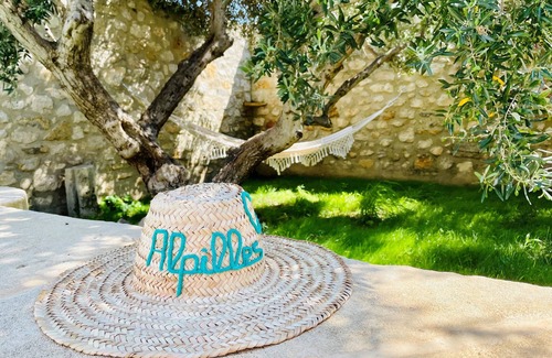 Aureille House | Maison de Village en Pierres Dans les Alpilles
