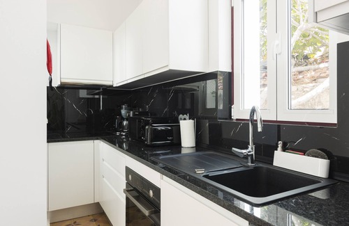 Sao Pedro House | Maison de Ville Élégante Dans le Centre de Faro