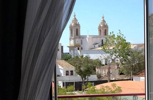 Sao Pedro House | Maison de Ville Élégante Dans le Centre de Faro