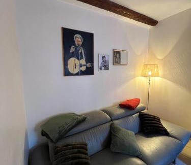 Viviers House | Maison de ville-3 chambres-2 salles de bain