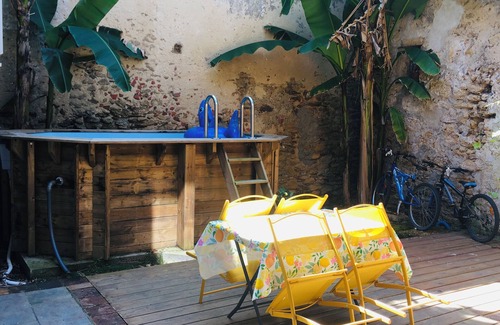 Tartas House | Maison de Ville Avec Piscine à Deux pas des Commerces