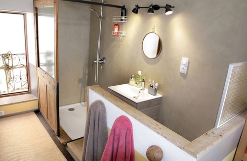 Montelimar Apartment | Maison de Ville Comme un Loft, Centre Ville