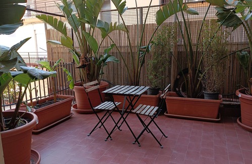Picanello-Ognina-Barriera-Canalicchio Apartment | Maison Debora whit garage a Catania Families Friends Sea and metro at 400 metres