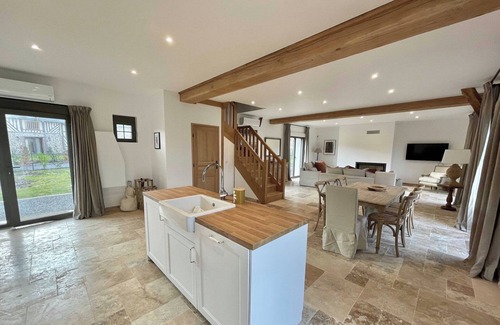 Cricqueboeuf Apartment | Maison des Pommiers - Elegant house near Deauville