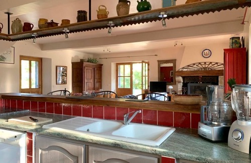 Jaujac House | MAISON DES SOURCES JAUJAC 4* 7CH SWIMMING POOL PARC ARBORE
