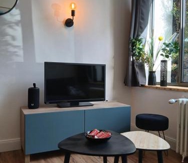 Le Pin Apartment | Maison du Bonheur, gîte Les Tilleuls