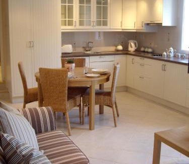 Bellevigne House | Maison Du Ruisseau