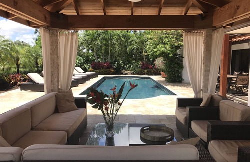 Wellington House | Maison Du Sud - Luxury Tropical Oasis With Gorgeous Pool And Garden