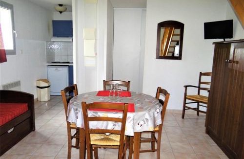 Vallon-Pont-d'Arc House | Maison duplex avec terrasse, piscine chauffée, 6 pers., Vallon-Pont-d'Arc. - FR-1-382-21