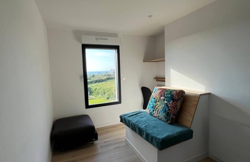 Plouarzel House | Maison en Bord de mer Rénovée, à 5 Minutes de la Plage