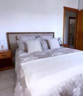 Pineto Villa | Maison en bord de mer, Plage de la Marana en Corse