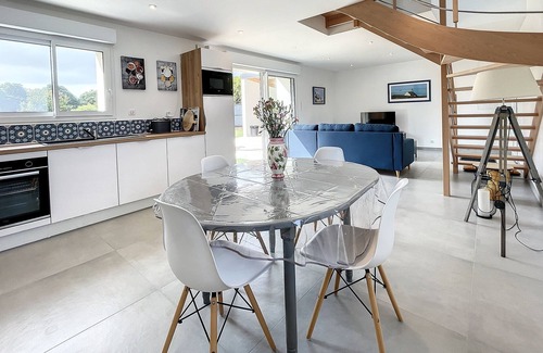 Pont-l'Abbe House | Maison en Campagne au Calme