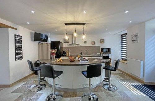 Reveillon House | Maison en pierre avec Spa, Jeux et Jardin - FR-1-497-185