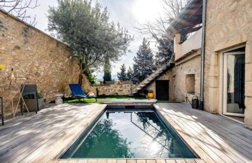 Puygiron House | Maison en pierres 6/8pers, piscine & sublime vue