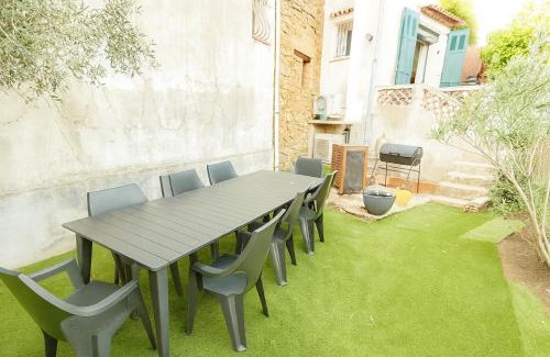 Roquebrune-sur-Argens House | Maison Familiale du Sud