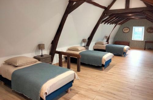 Bazouges-sur-le-Loir House | Maison familiale près du Zoo de la Flèche avec piscine chauffée, jardin et cheminée - FR-1-410-377