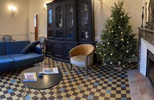 Bazouges-sur-le-Loir House | Maison familiale près du Zoo de la Flèche avec piscine chauffée, jardin et cheminée - FR-1-410-377