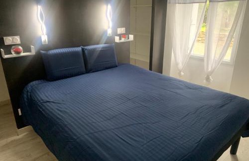 Lezigne Villa | Maison familiale 11 personnes