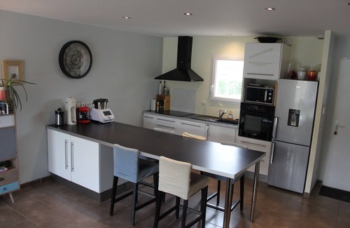 Saint-Loubes House | Maison Familiale Avec Piscine, Idéal Pour Visiter Bordeaux et sa Région!