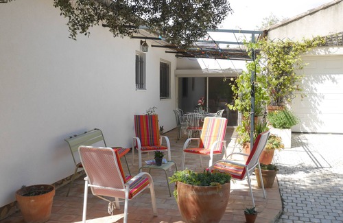Mornas House | Maison Familiale Avec Piscine et Jardin Provençal