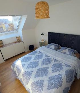 Cambes-en-Plaine House | Maison familiale 3 chambres - Jardin clos BBQ linge inclus - Entre Caen & la Mer - Parking - arrivée autonome - professionnels bienvenus