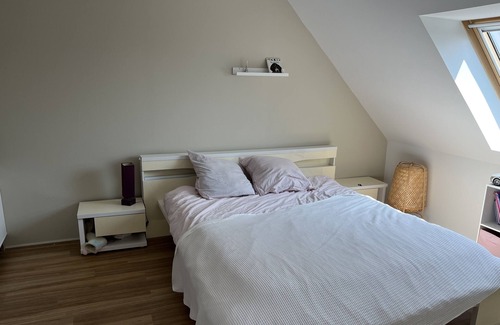 Mondrainville House | Maison Familiale Avec Jacuzzi Proche des Plages du Debarquement