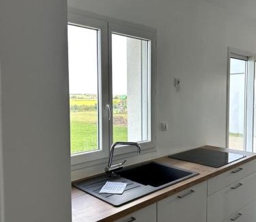 Plouguerneau House | Maison familiale spacieuse à Plouguerneau avec jardin