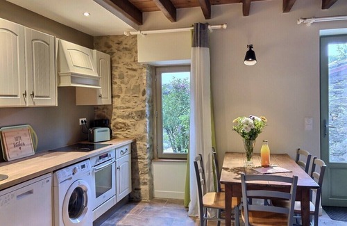 La Boissiere-de-Montaigu Cottage | Maison l'or du temps - Les Glycines gîte