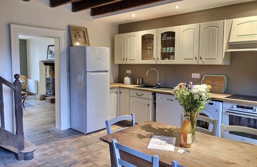 La Boissiere-de-Montaigu Cottage | Maison l'or du temps - Les Glycines gîte