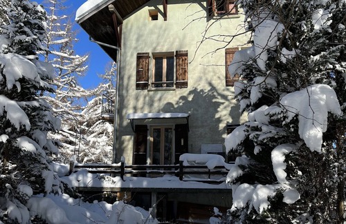 Les Contamines-Montjoie House | Maison Savoyarde des Années 30 Rénovation Récente