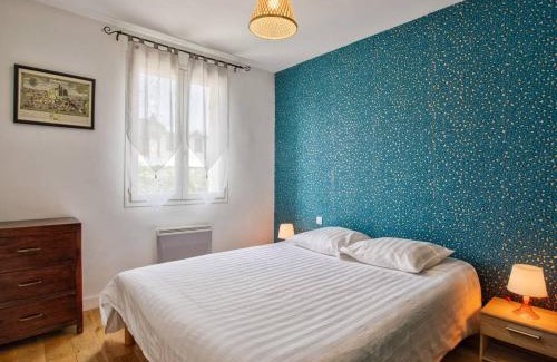 Merville-Franceville-Plage House | Maison familiale 8p avec jardin clos et accès plage à 650m - FR-1-788-17