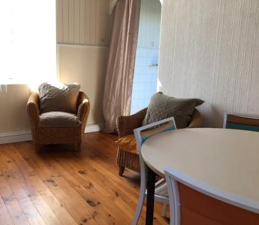 Saint-Germain-de-Lusignan House | Maison charmante à Saint-Germain-de-Lusignan, parking privé