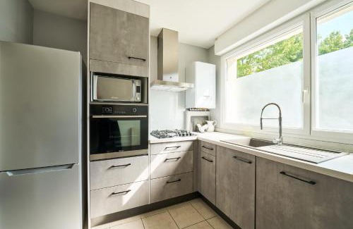 Saint-Jacques-de-la-Lande House | Maison Brehat - 3 chambres parking & jardin