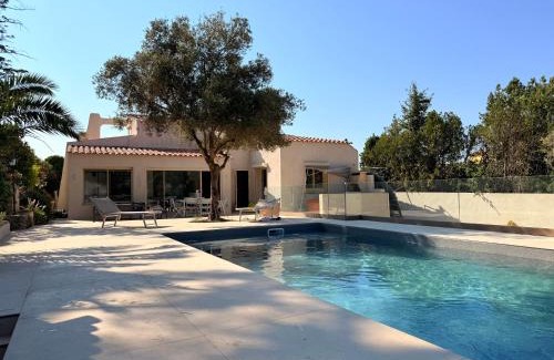 La Celle-sous-Gouzon Villa | Maison Sud entre mer et vignes