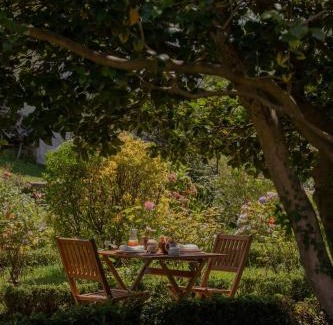 Hasparren House | Maison Gamboia, chambres d'hôtes au calme avec jardin