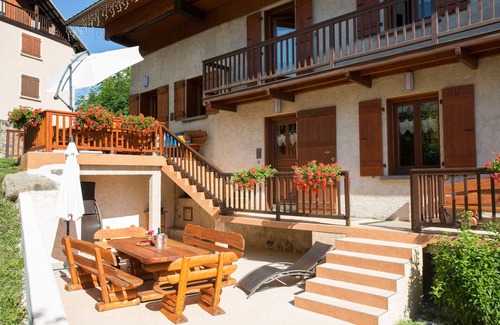Puy-Saint-Vincent Cottage | Maison GAUTHIER: Pousterle cottage 10 people