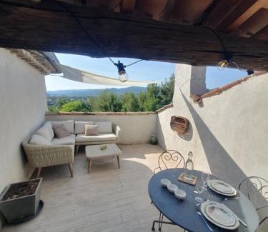 Lauris Apartment | Maison Grand Rue - Vue Exceptionnelle sur le Luberon