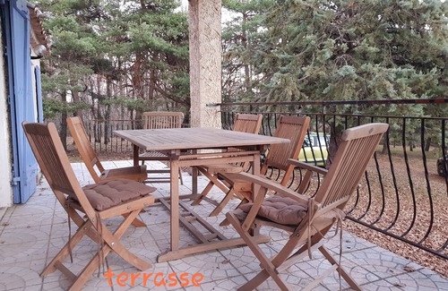 Saint-Christol House | Maison Indépendante en Pleine Nature à un km du Village. Idéal Pour Randonneurs