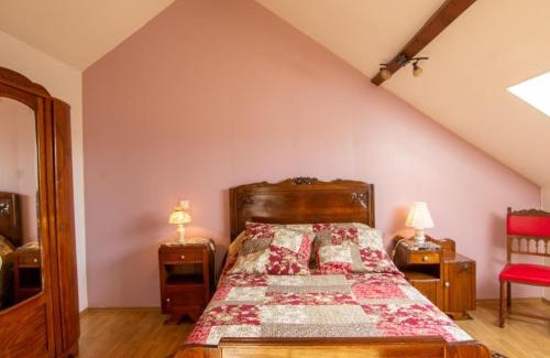 Thiviers House | Maison indépendante avec cheminée et vélos près de Thiviers - FR-1-616-133