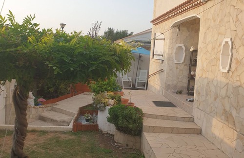 Lunel House | Maison Individuelle 3 Chambres 100 m2 Et Piscine Équipée Clime