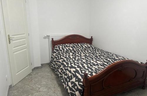 Lieusaint House | maison individuelles pour 16 personnes