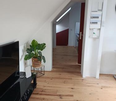 Tille Apartment | maison ISIS aeroport tillé 2 a 4 personnes