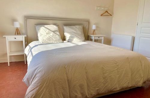 Peypin-d'Aigues House | Maison & Jardin Coeur Luberon classé 4 étoiles