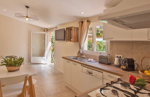 Calvi Villa | maison kiwi avec piscine chauffée terrasse jardin et bbq à Calvi