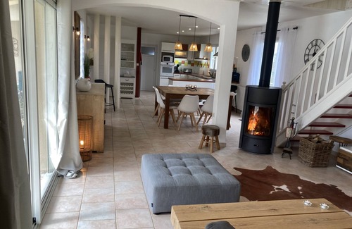 Lalinde House | Maison La Cause au Soleil