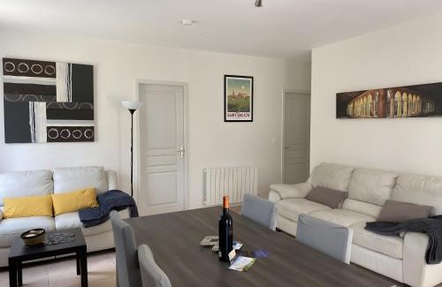 Montpon-Menesterol House | Maison Le Coteau Des Sources